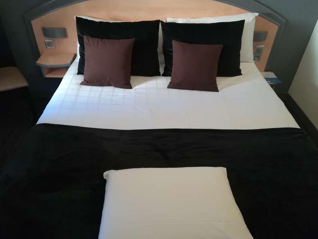 Hotel Kyriad Brive Ouest Room photo